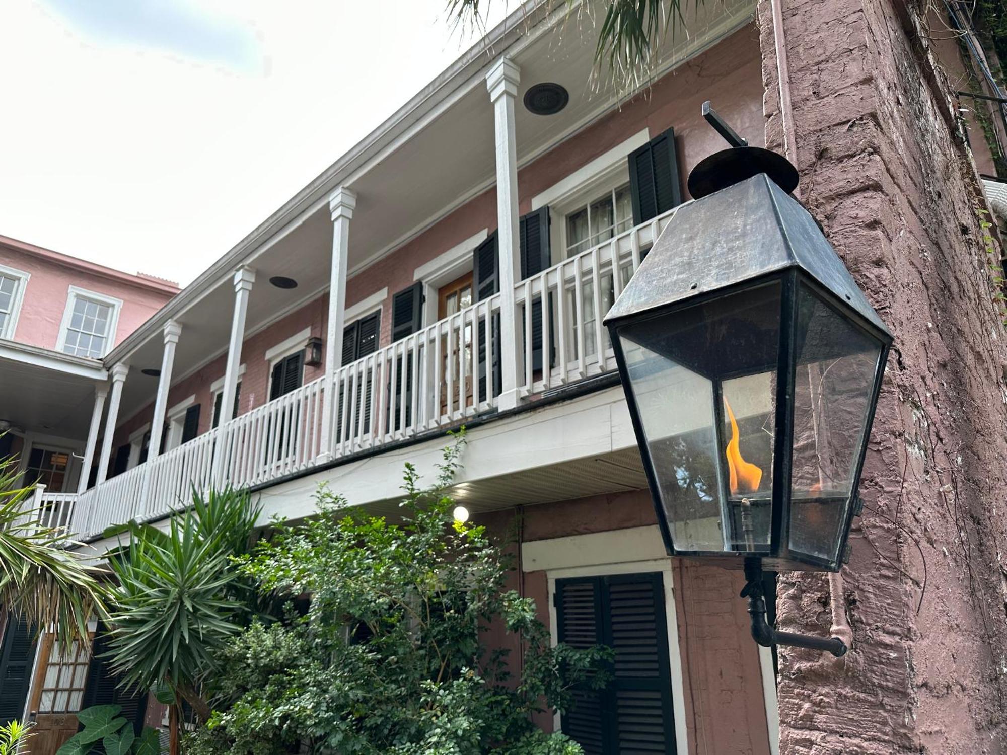 Lamothe House Hotel A French Quarter Guest Houses Property Новый Орлеан Экстерьер фото