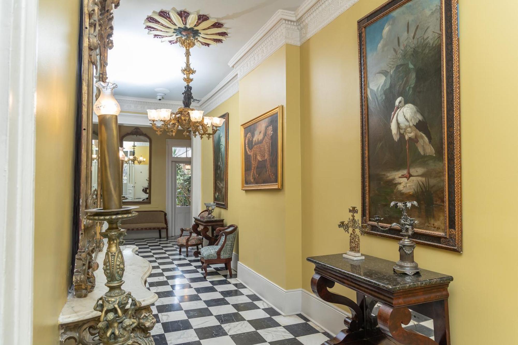 Lamothe House Hotel A French Quarter Guest Houses Property Новый Орлеан Экстерьер фото