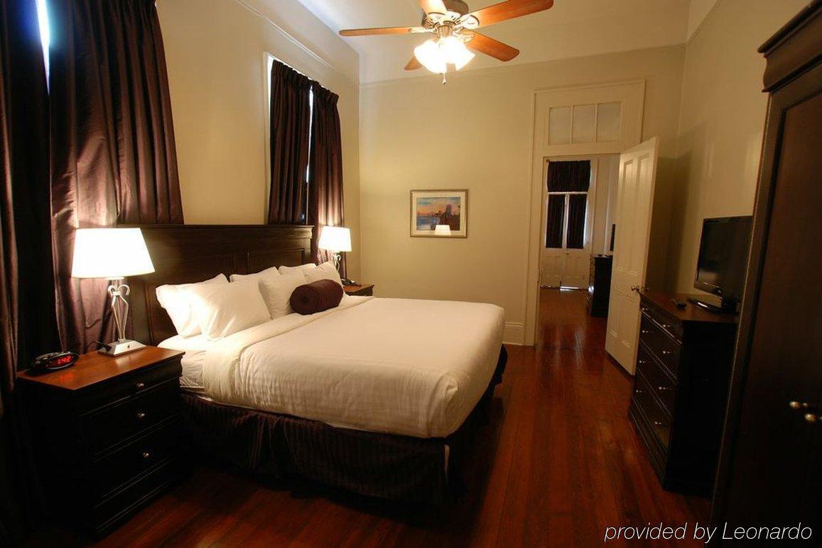 Lamothe House Hotel A French Quarter Guest Houses Property Новый Орлеан Экстерьер фото