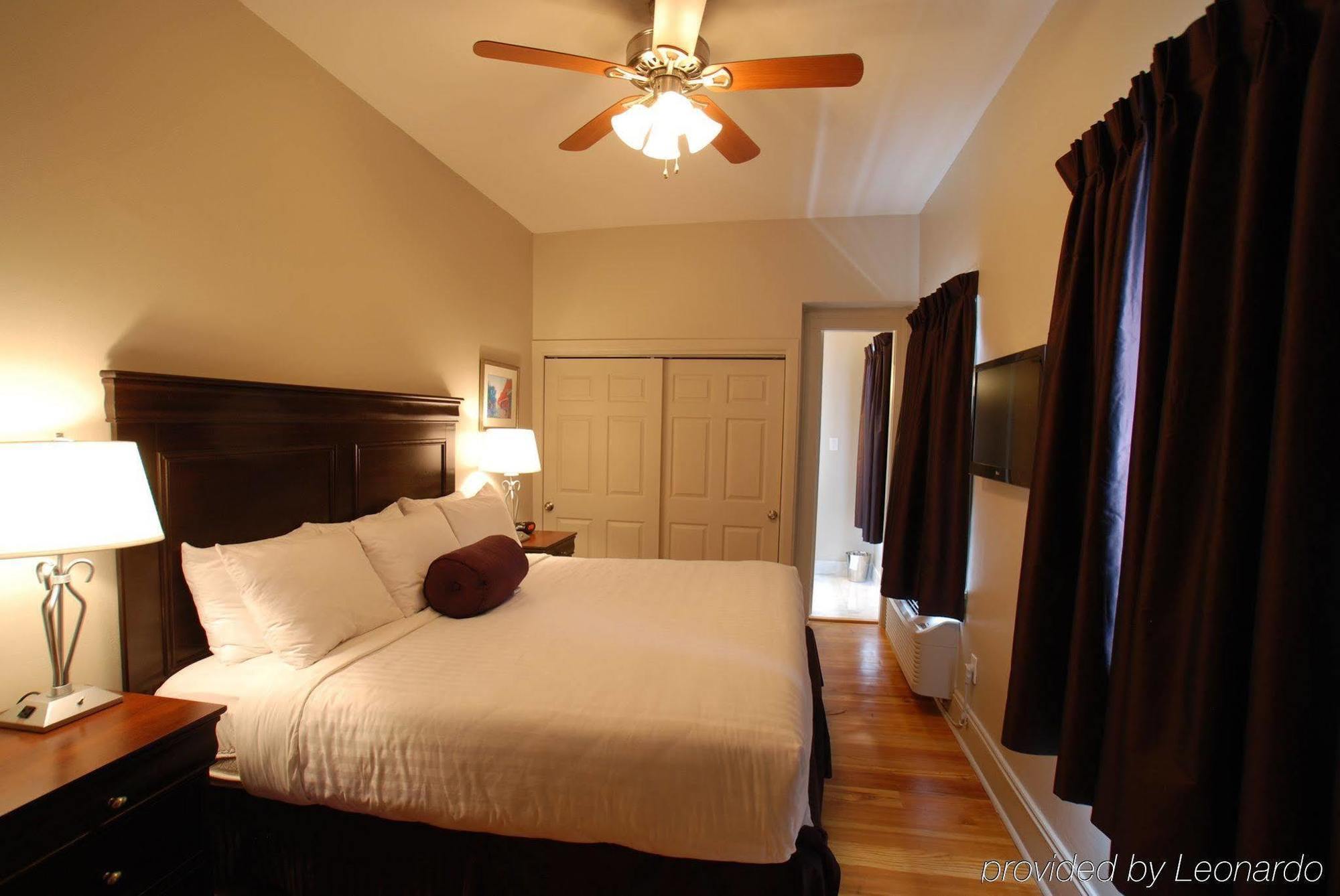 Lamothe House Hotel A French Quarter Guest Houses Property Новый Орлеан Экстерьер фото